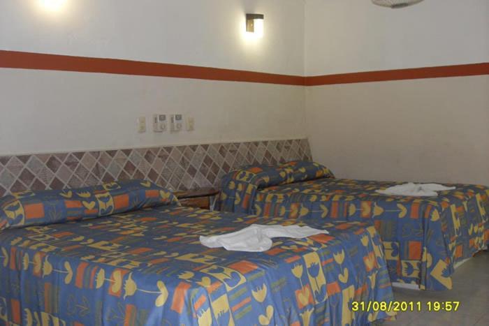 Hotel Quinta Avenida Паленке Стая снимка