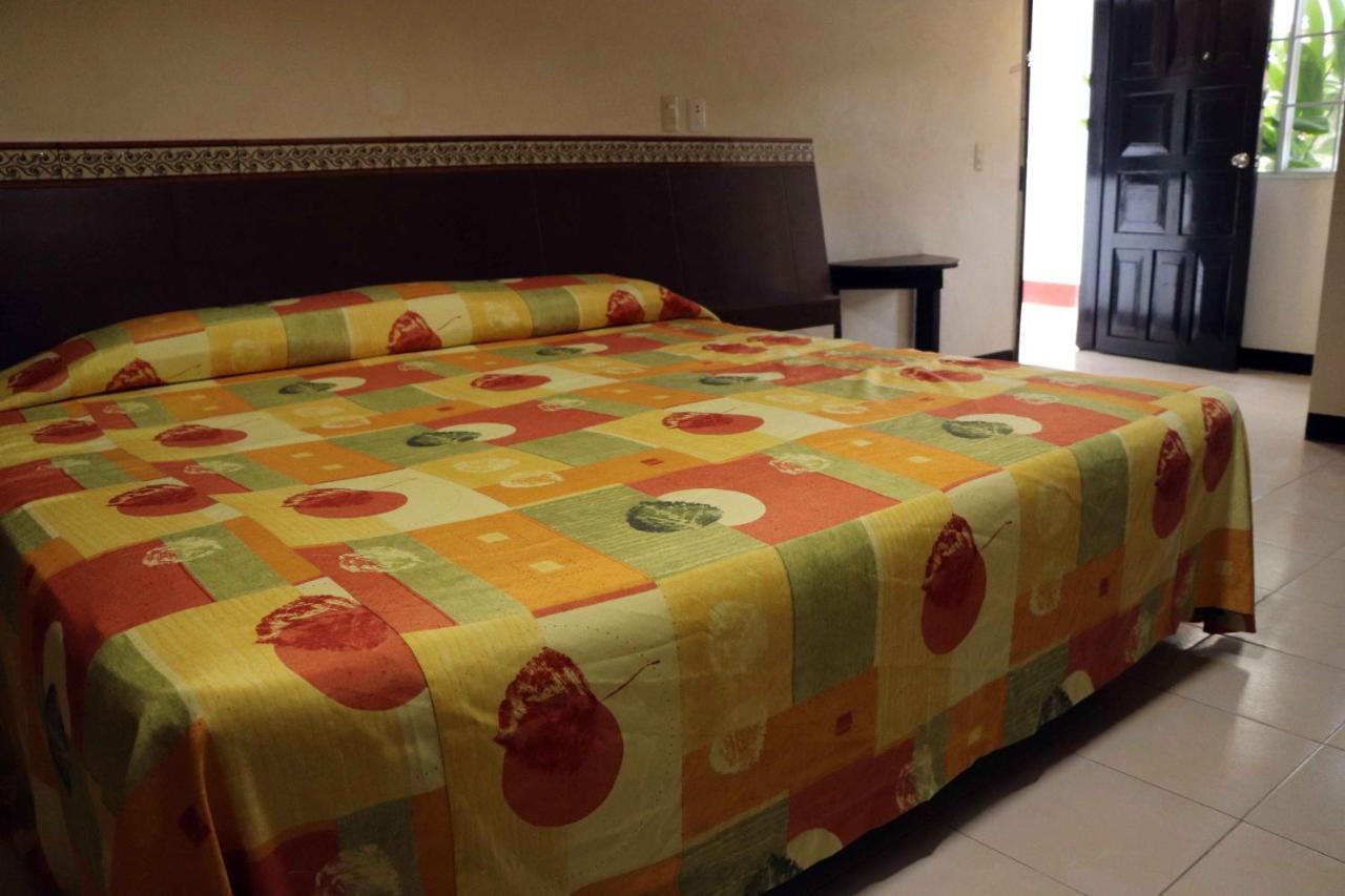 Hotel Quinta Avenida Паленке Екстериор снимка